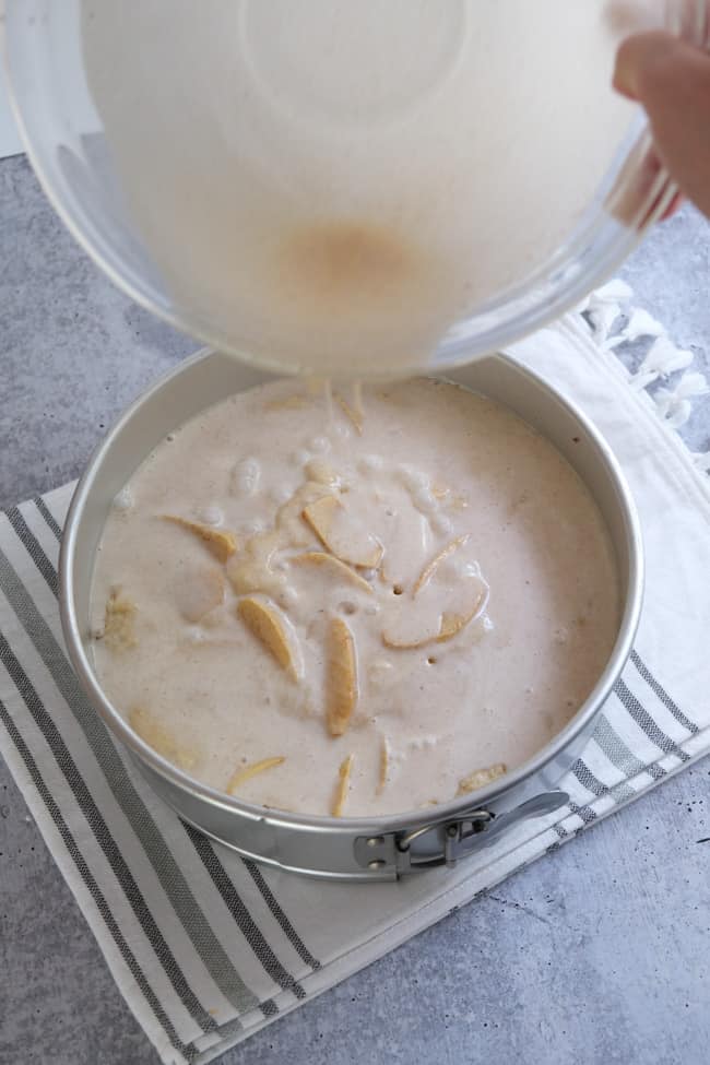 add custard topping