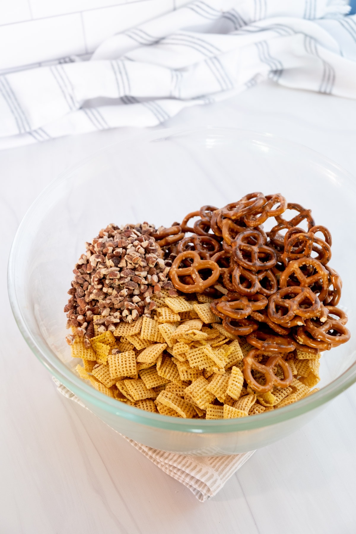 chex mix nuts